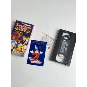 Disney's Sing Along Songs - Beauty and the Beast Be Our Guest Volume 10 VHS RARE